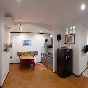 La G , Gênes Italie